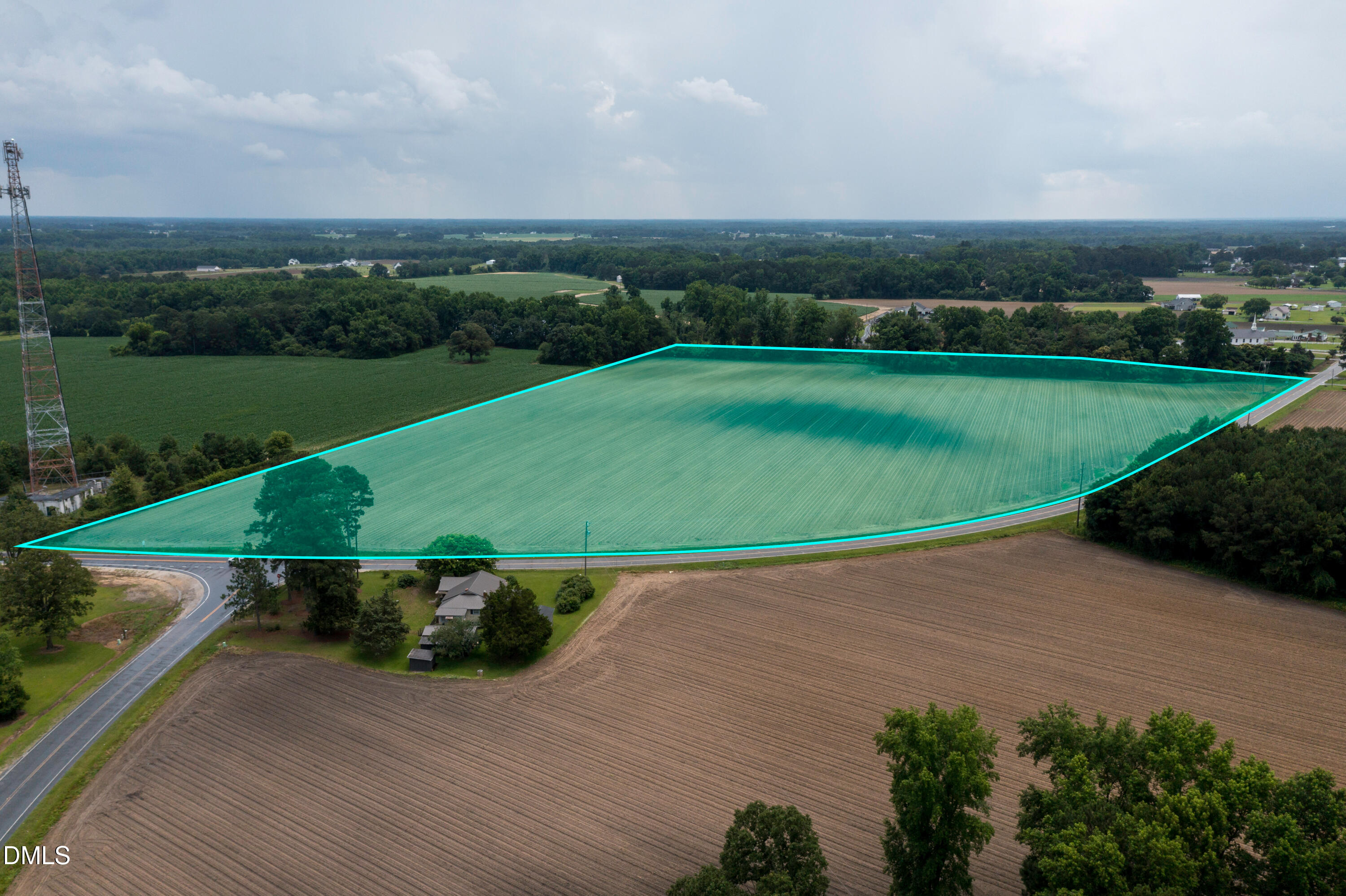 2208 Jonesboro Road Dunn, NC 28334 - Photo 7 of 10 DJI_0526_Parcel_Lines