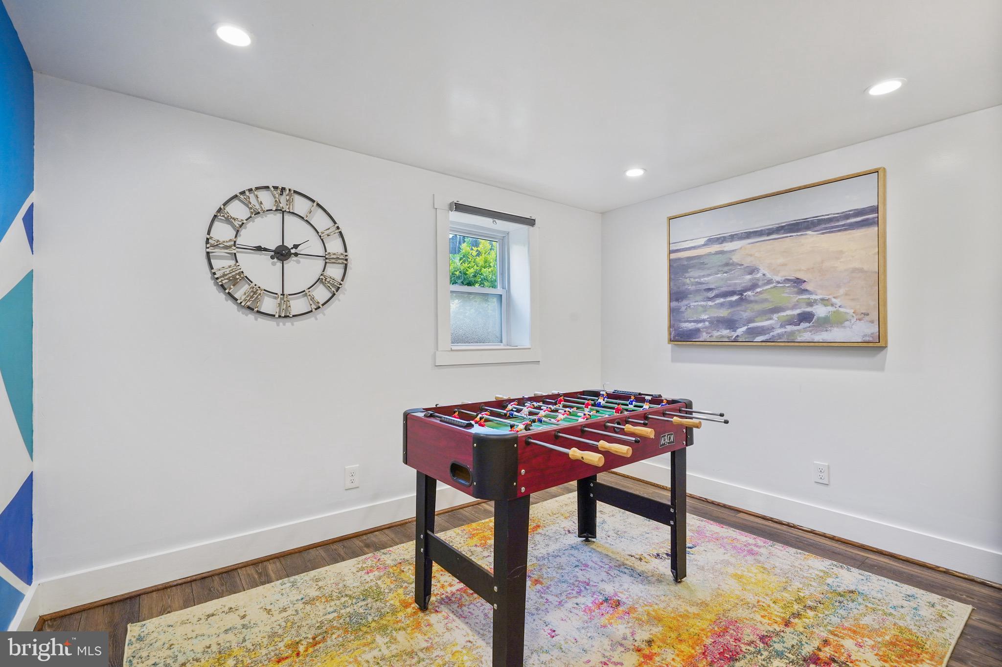 8902 Battery Road Alexandria, VA 22308 - Photo 27 of 45 Rec/bedroom