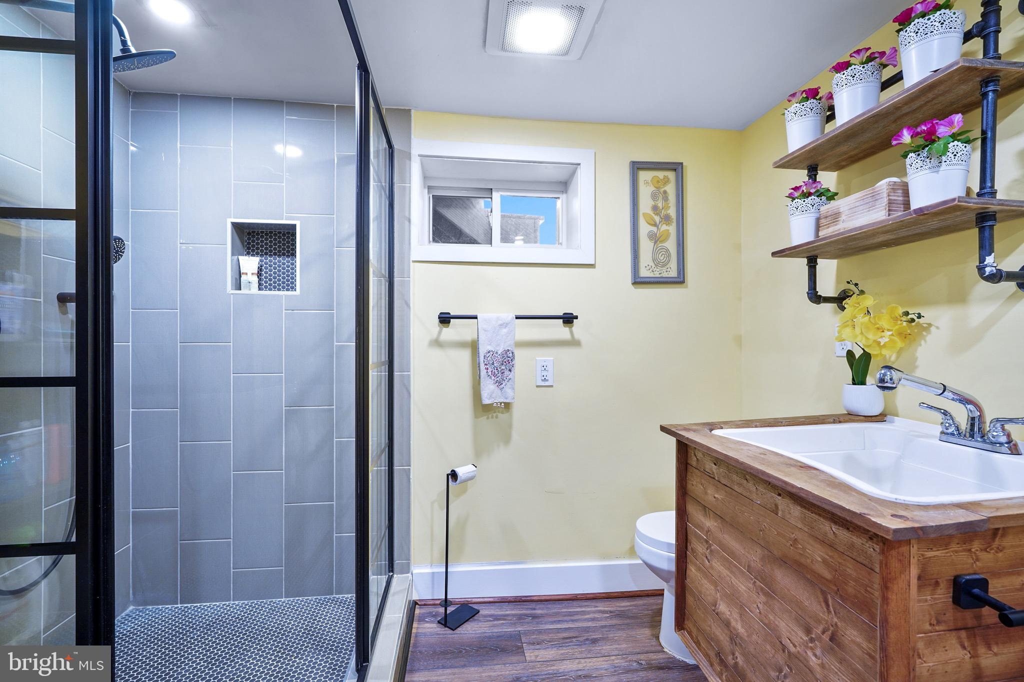 8902 Battery Road Alexandria, VA 22308 - Photo 29 of 45 Gallery Image 29