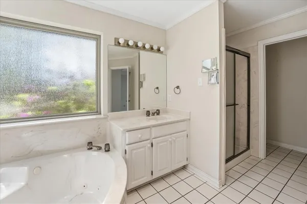 $749,000 | 15744 Timberhill Drive, Flint, TX 75762