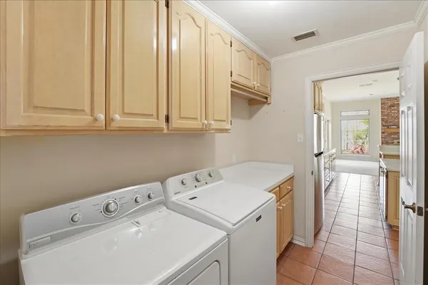 $749,000 | 15744 Timberhill Drive, Flint, TX 75762