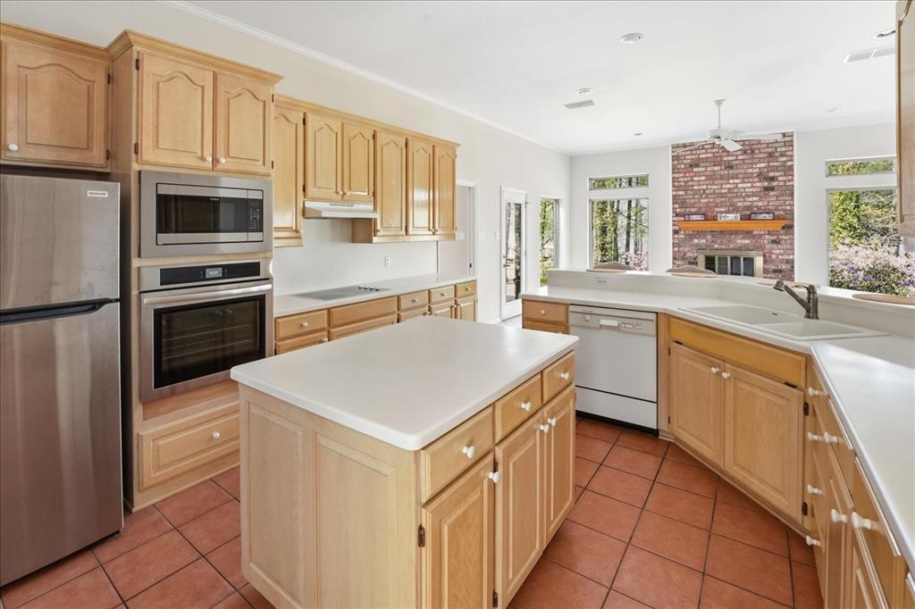 15744 Timberhill Drive Flint, TX 75762 - Photo 8 of 40