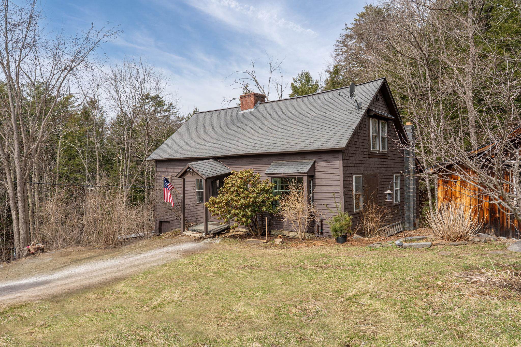 1035 Highway 123A Acworth, NH 03607 - Photo 3 of 47