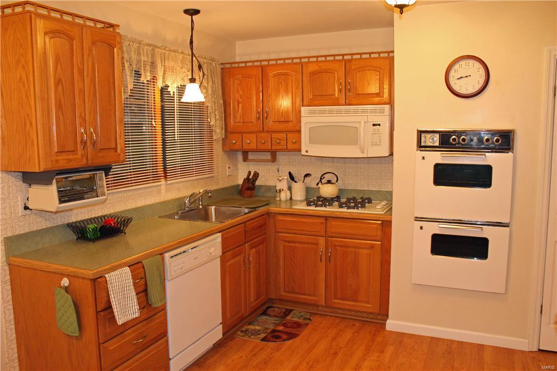3250 Yaeger Road St. Louis, MO 63129 - Photo 3 of 44 Gallery Image 3