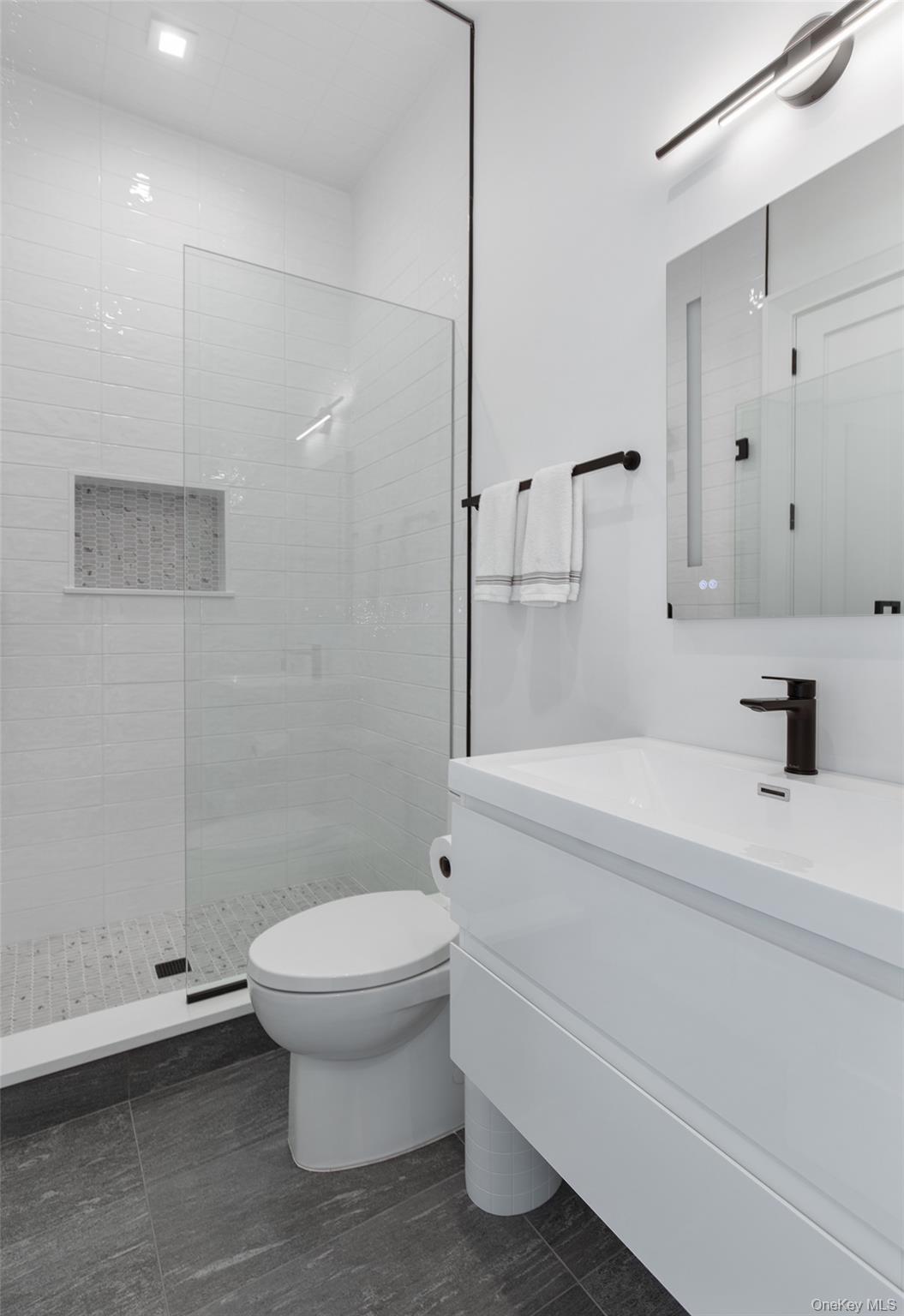 16 Myrtledale Road Scarsdale, NY 10583 - Photo 21 of 48 Full bath located on first floor accessed through mud room area