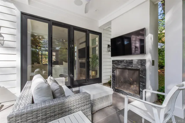 $4,485,000 | 16 Myrtledale Road, Scarsdale, NY 10583