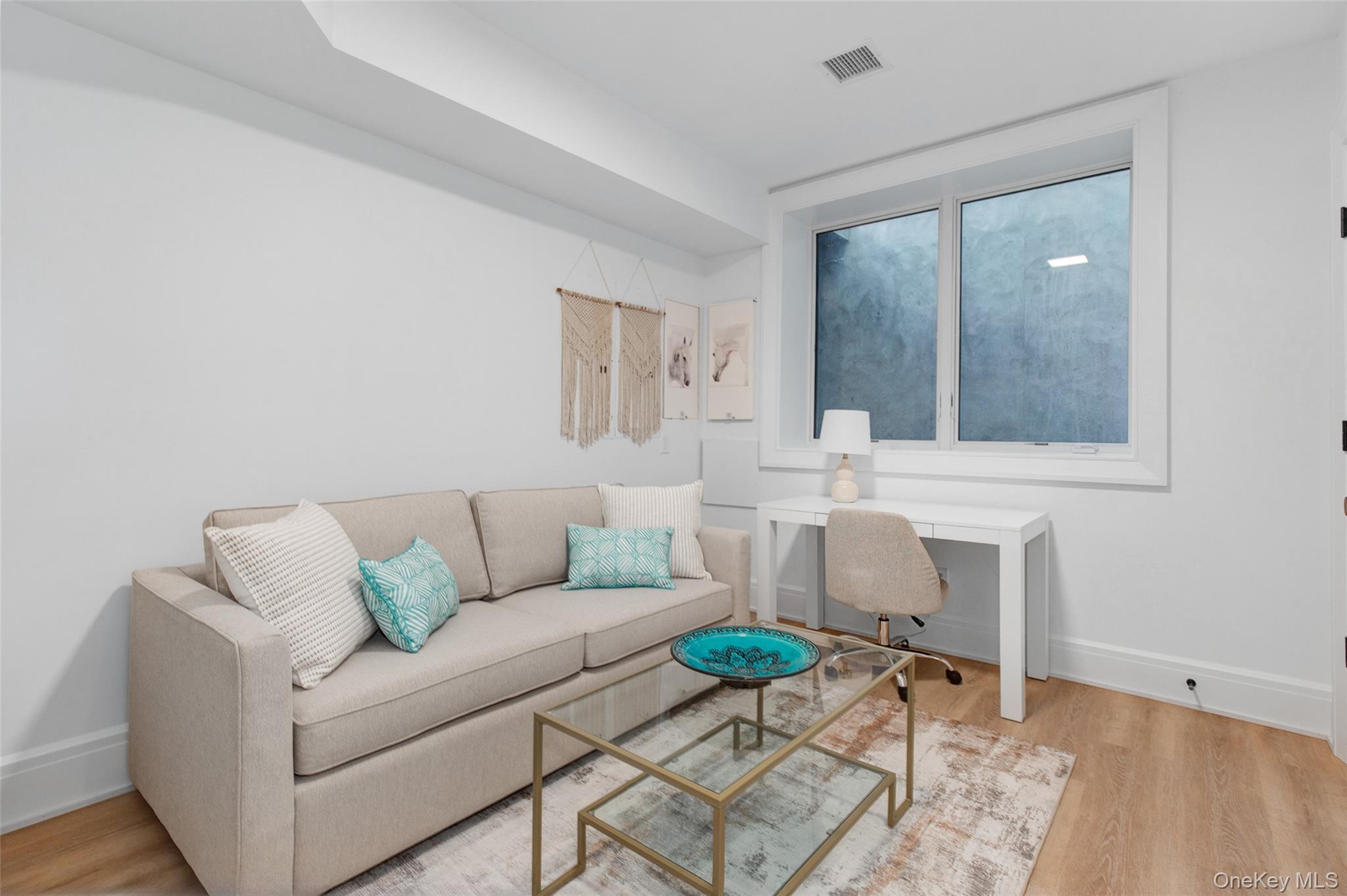 16 Myrtledale Road Scarsdale, NY 10583 - Photo 36 of 48 Ensuite lower level bedroom