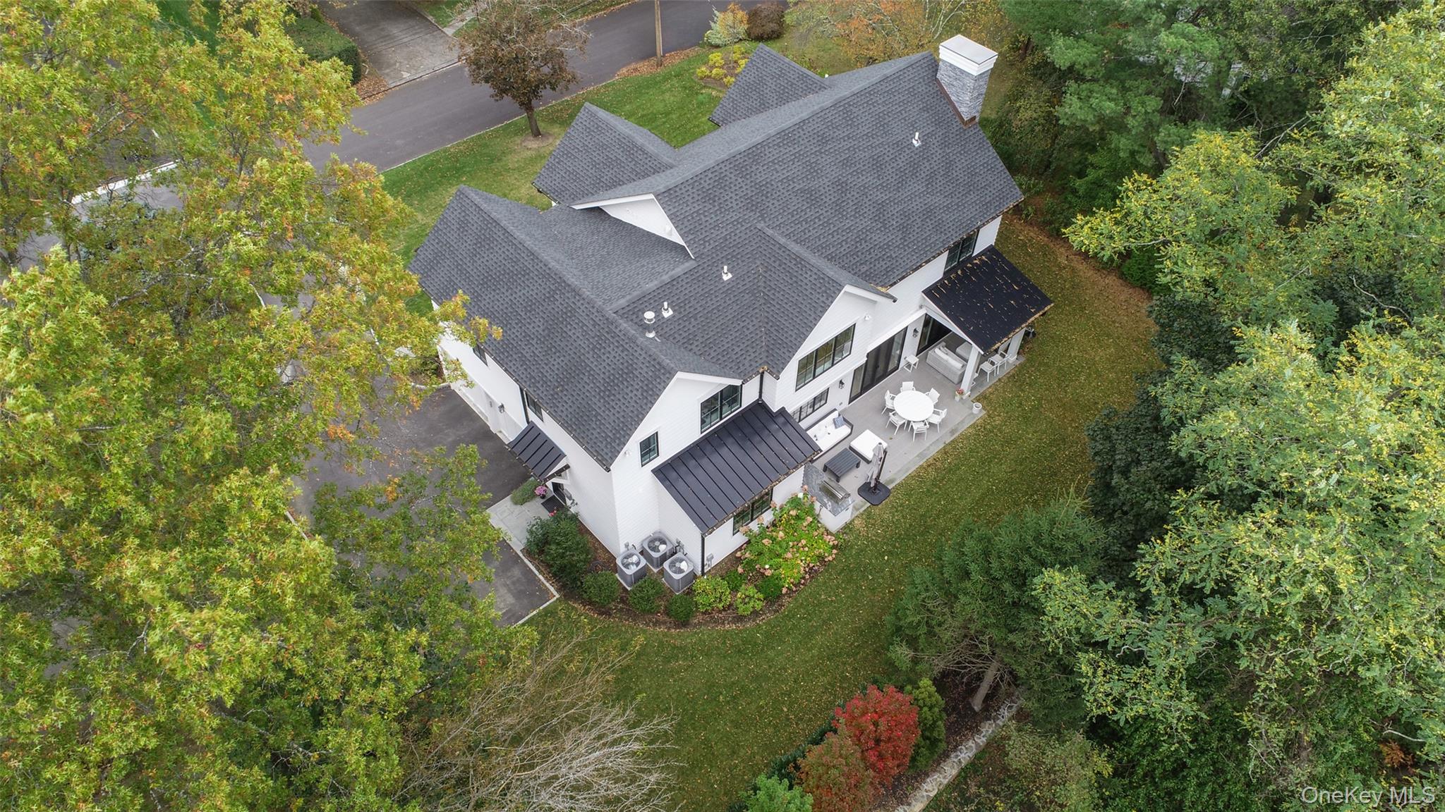 16 Myrtledale Road Scarsdale, NY 10583 - Photo 44 of 48 Aerial view of the property