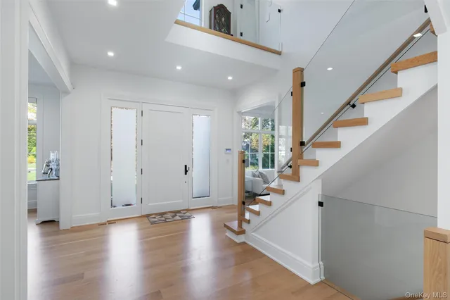 $4,485,000 | 16 Myrtledale Road, Scarsdale, NY 10583