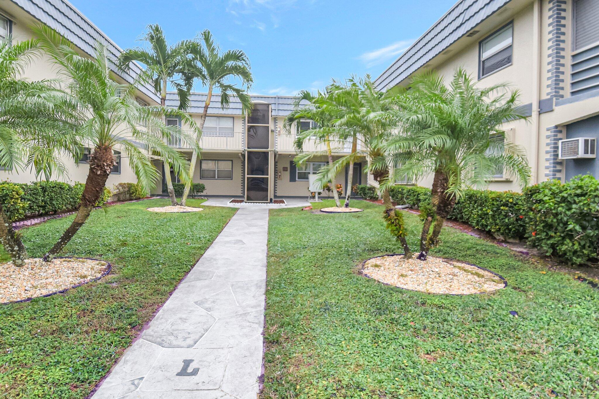 566 Brittany K, Unit L Delray Beach, FL 33446 - Photo 2 of 46 1-web-or-mls-DSC_7575