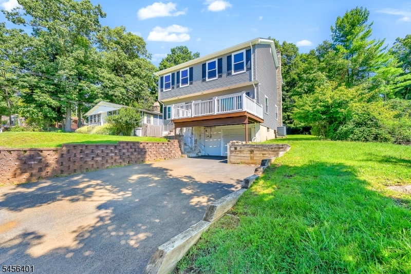 13 Hopatchung Road Hopatcong, NJ 07843 - Photo 6 of 35 Gallery Image 6