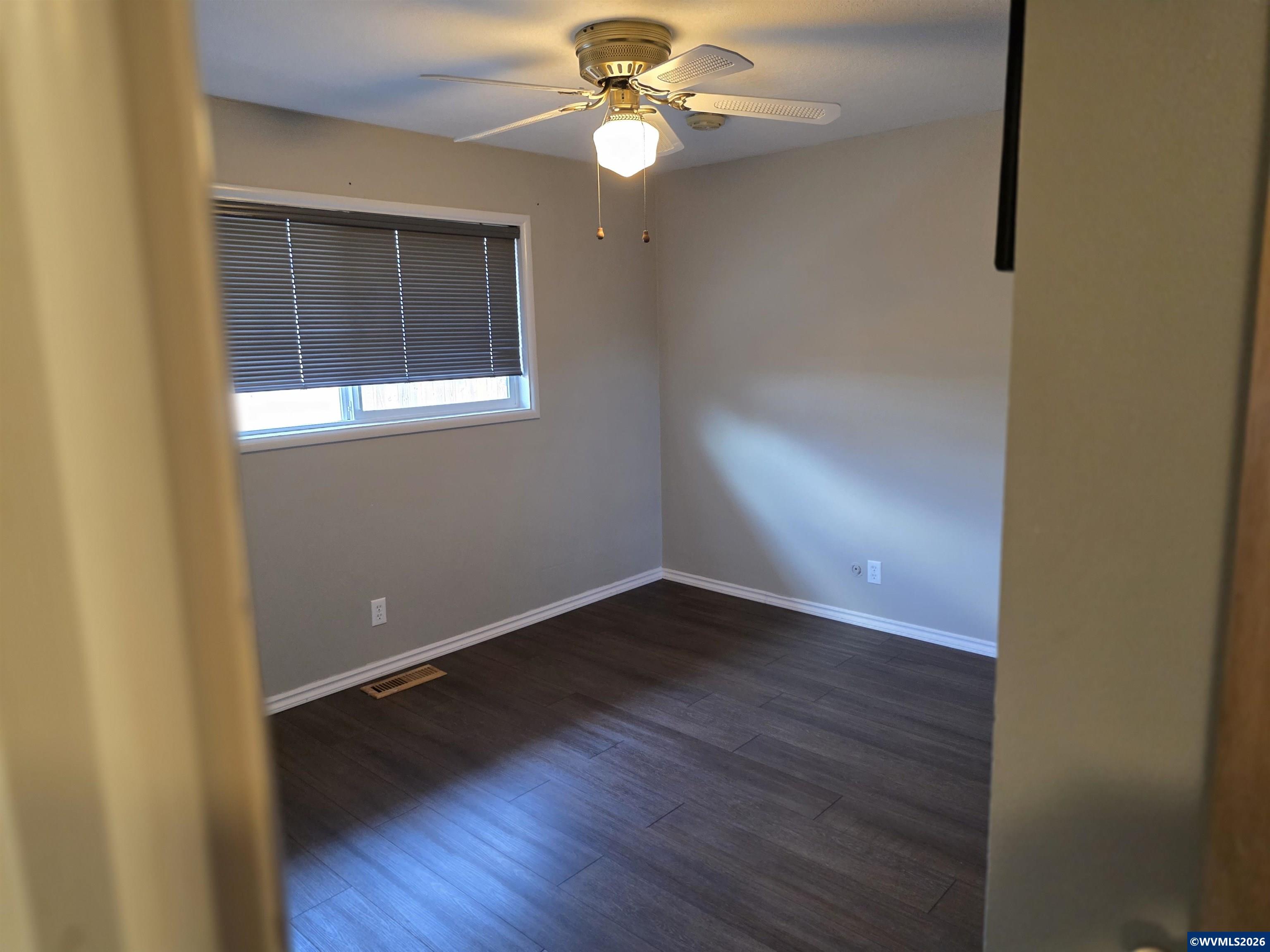1148 Darlene Avenue Springfield, OR 97477 - Photo 17 of 25 Gallery Image 17