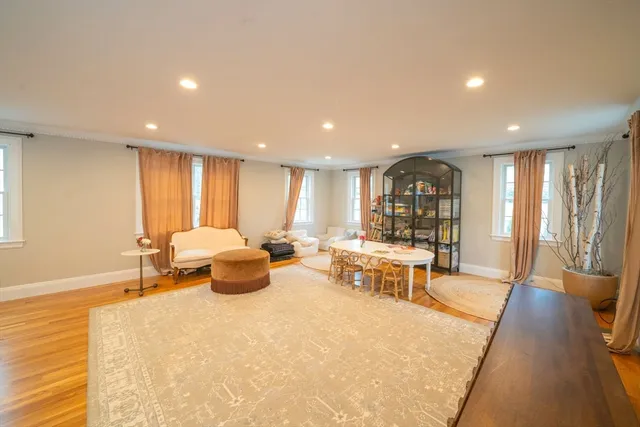 $2,350,000 | 642 Centre Street, Newton, MA 02458