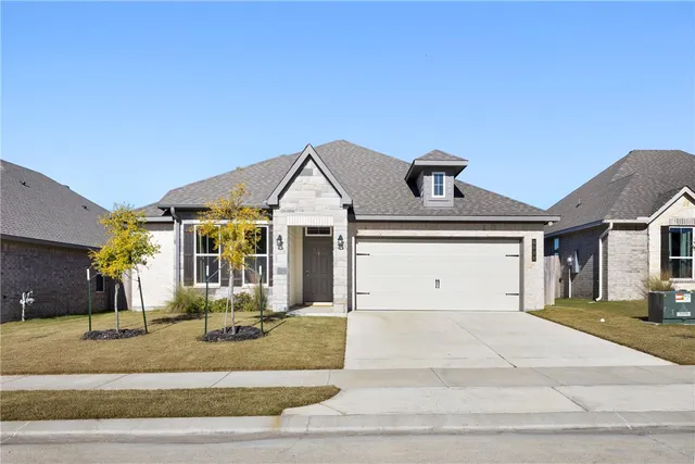 $2,600 | 6008 Eldora Drive, College Station, TX 77845