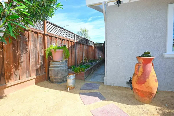 $1,299,000 | 8514 Newry Place, Dublin, CA 94568