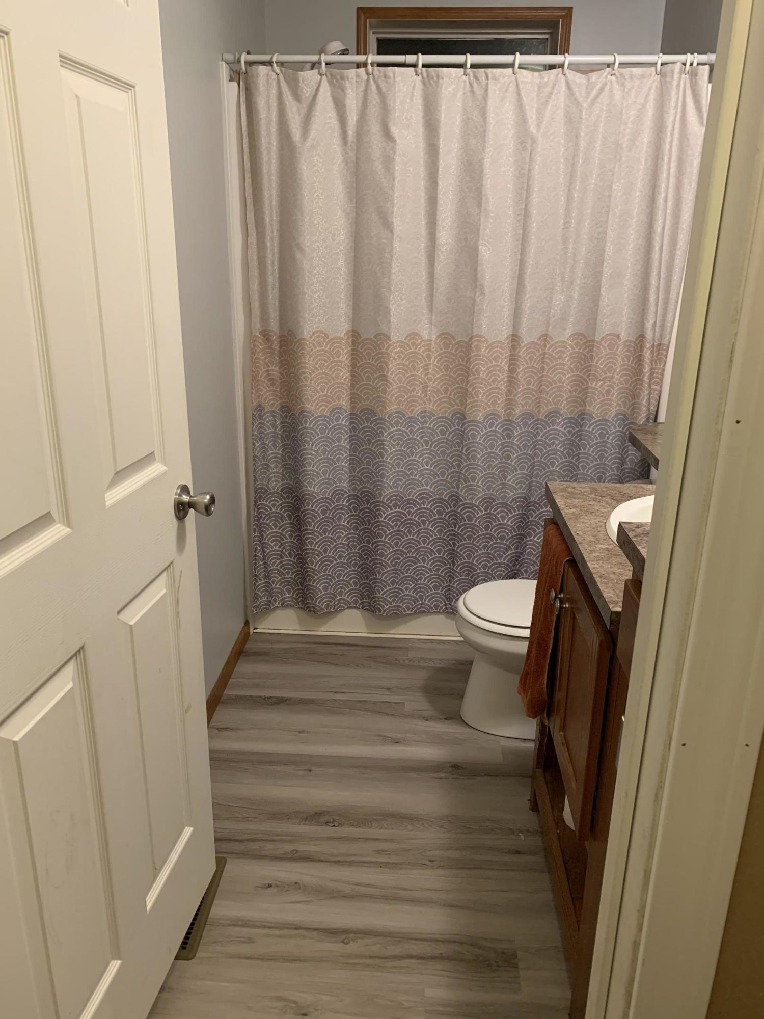 862 Middle Road Dresden, ME 04342 - Photo 19 of 26 Upstairs Bathroom