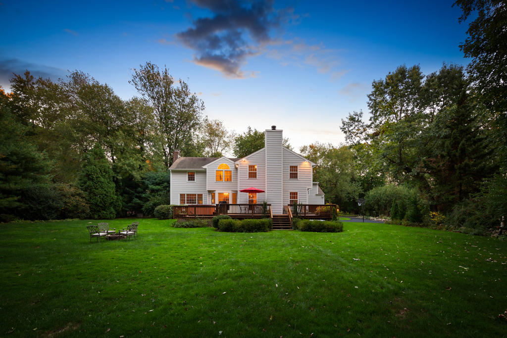 78 Stanton Road Darien, CT 06820 - Photo 29 of 33 a house that is sitting in the grass