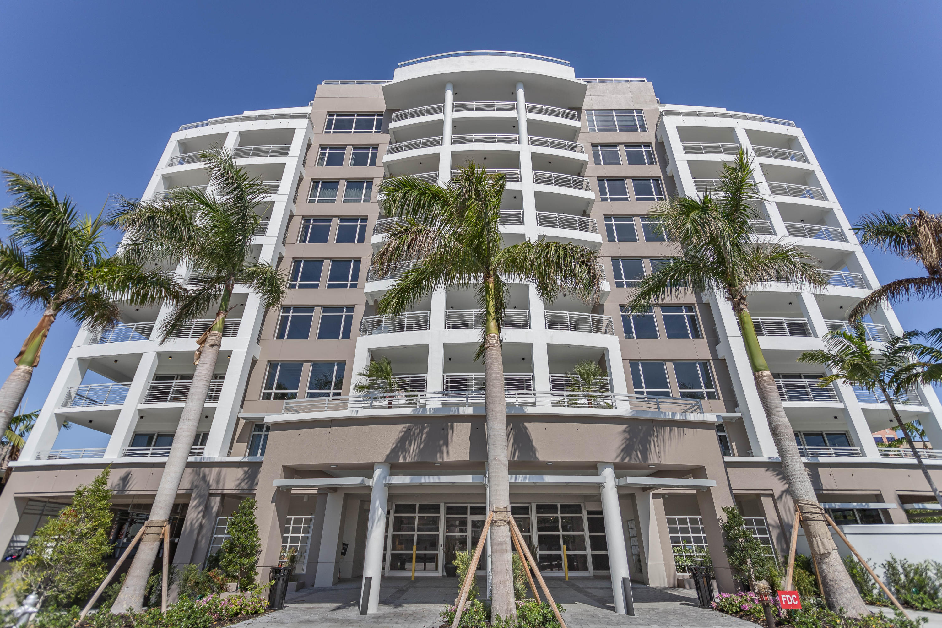 327 East Royal Palm Road, Unit 203 Boca Raton, FL 33432 - Photo 45 of 46 front view of a building