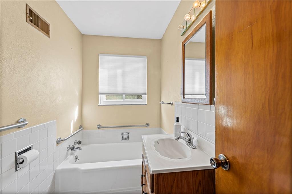 3025 North 70th Street Kansas City, KS 66109 - Photo 23 of 45