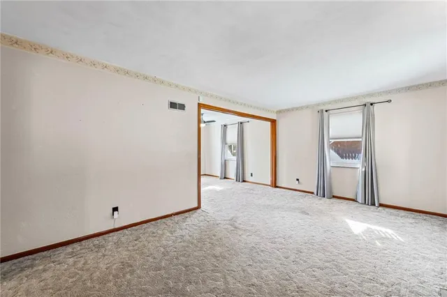 $250,000 | 3025 North 70th Street, Kansas City, KS 66109