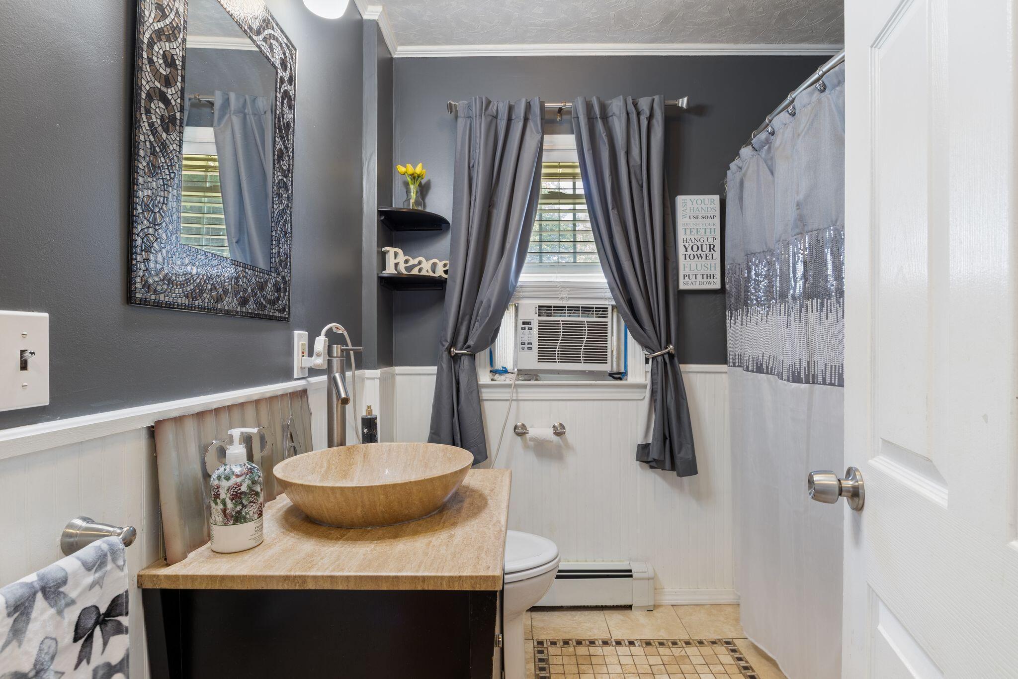 262 South Street Biddeford, ME 04005 - Photo 16 of 19 262_South_St_09