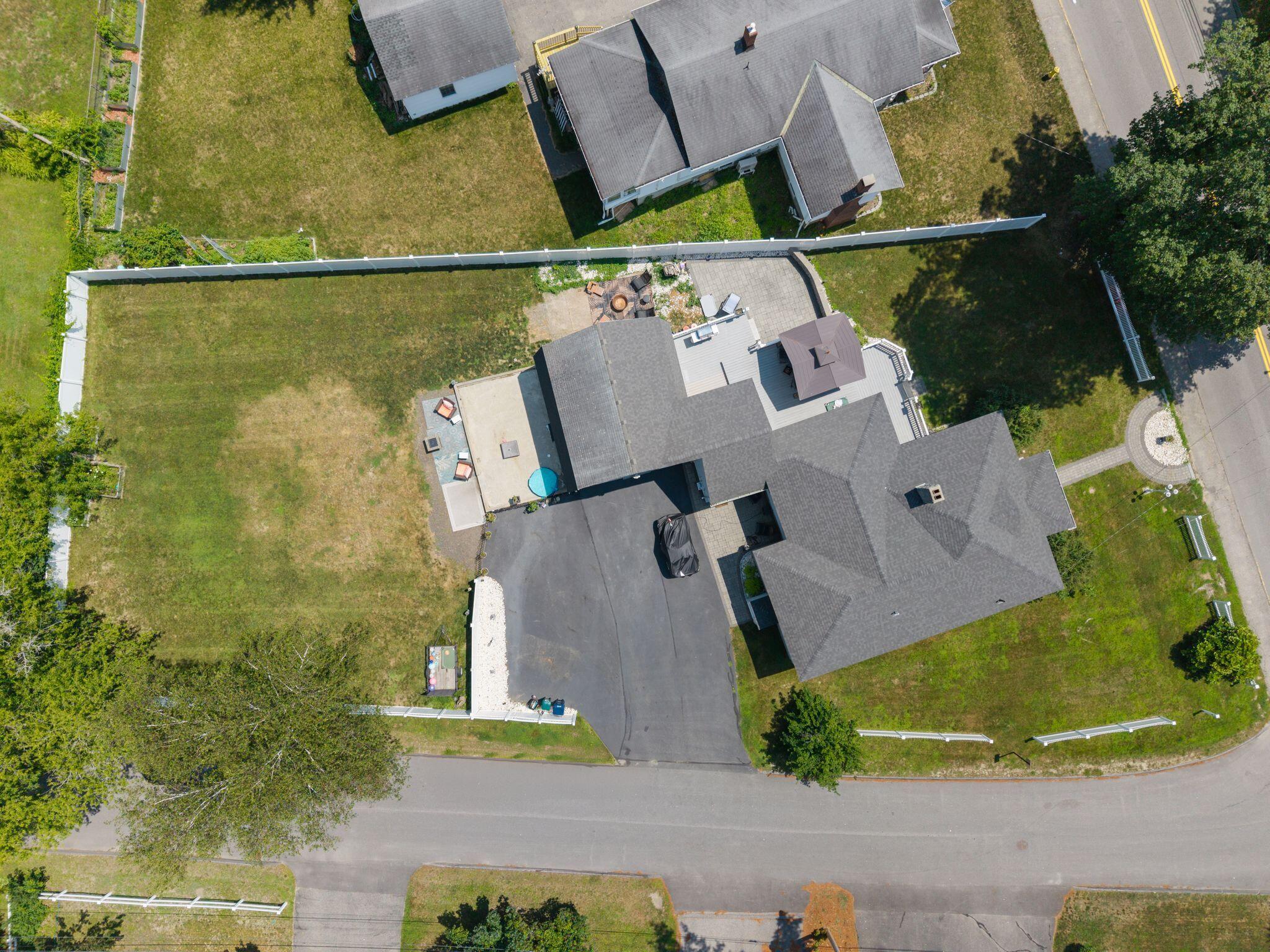 262 South Street Biddeford, ME 04005 - Photo 2 of 19 262_South_St_38