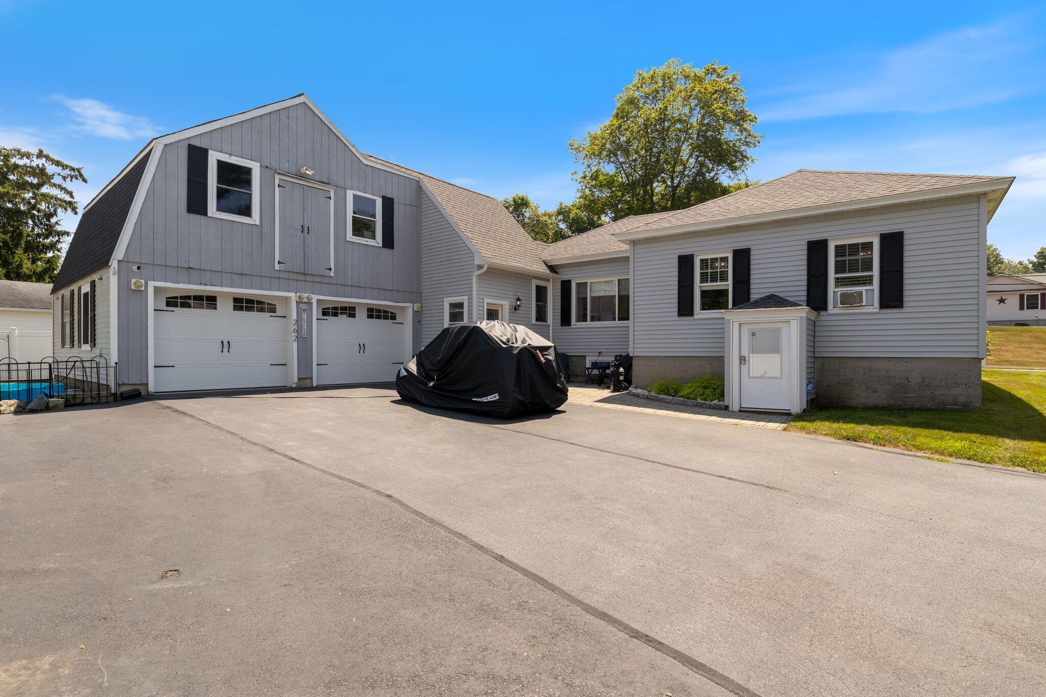 262 South Street Biddeford, ME 04005 - Photo 4 of 19 262_South_St_30
