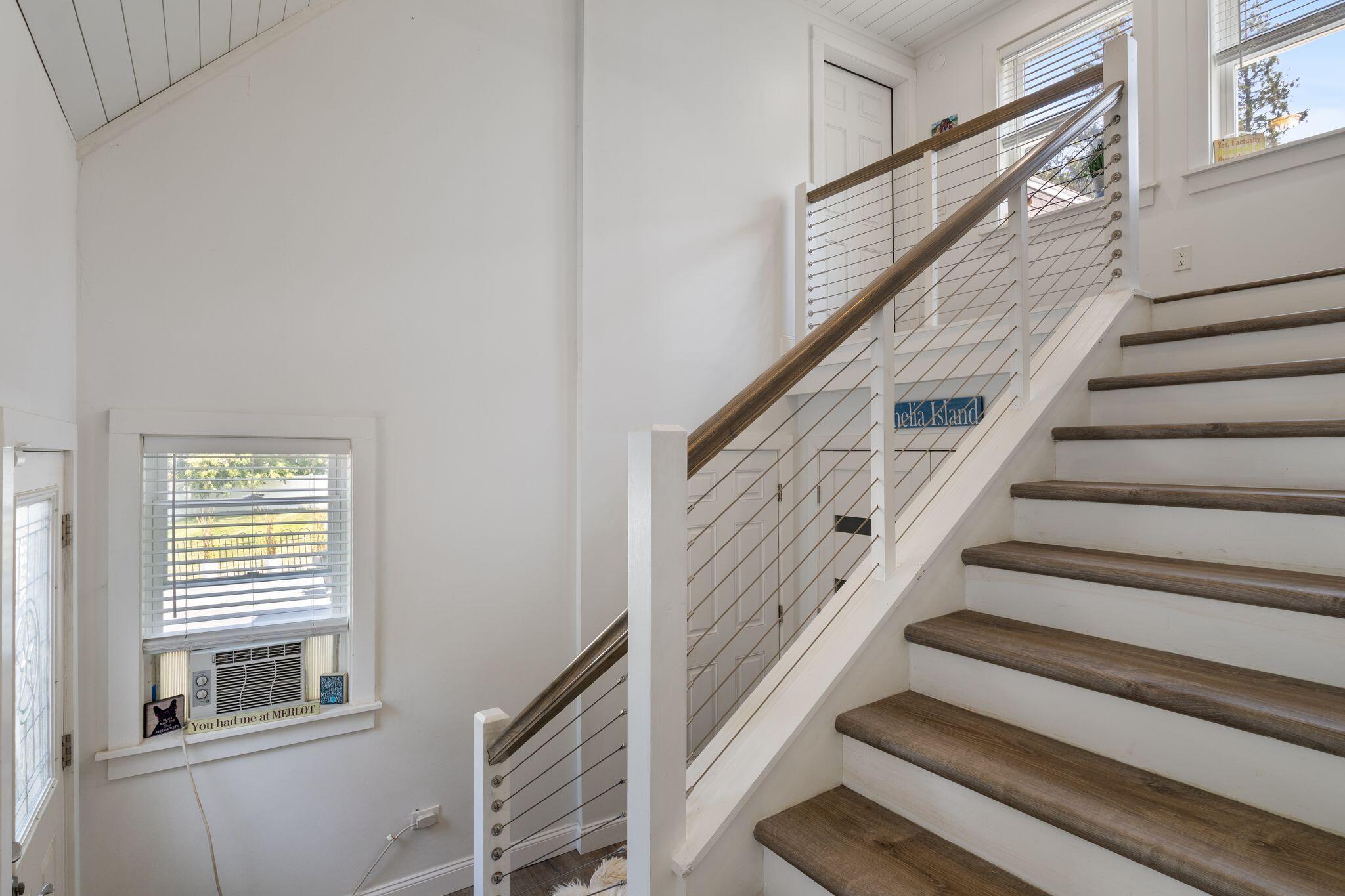 262 South Street Biddeford, ME 04005 - Photo 8 of 19 262_South_St_24