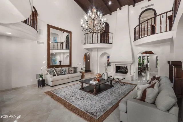 $7,950,000 | 6611 North 64th Place, Paradise Valley, AZ 85253