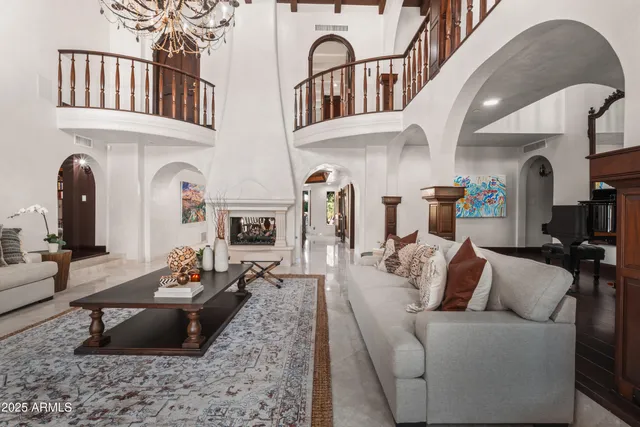 $7,950,000 | 6611 North 64th Place, Paradise Valley, AZ 85253