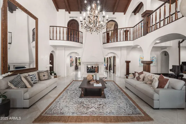 $7,950,000 | 6611 North 64th Place, Paradise Valley, AZ 85253