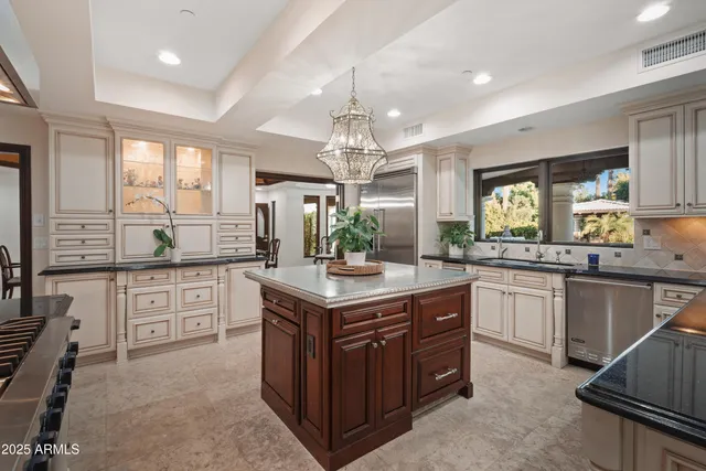 $7,950,000 | 6611 North 64th Place, Paradise Valley, AZ 85253
