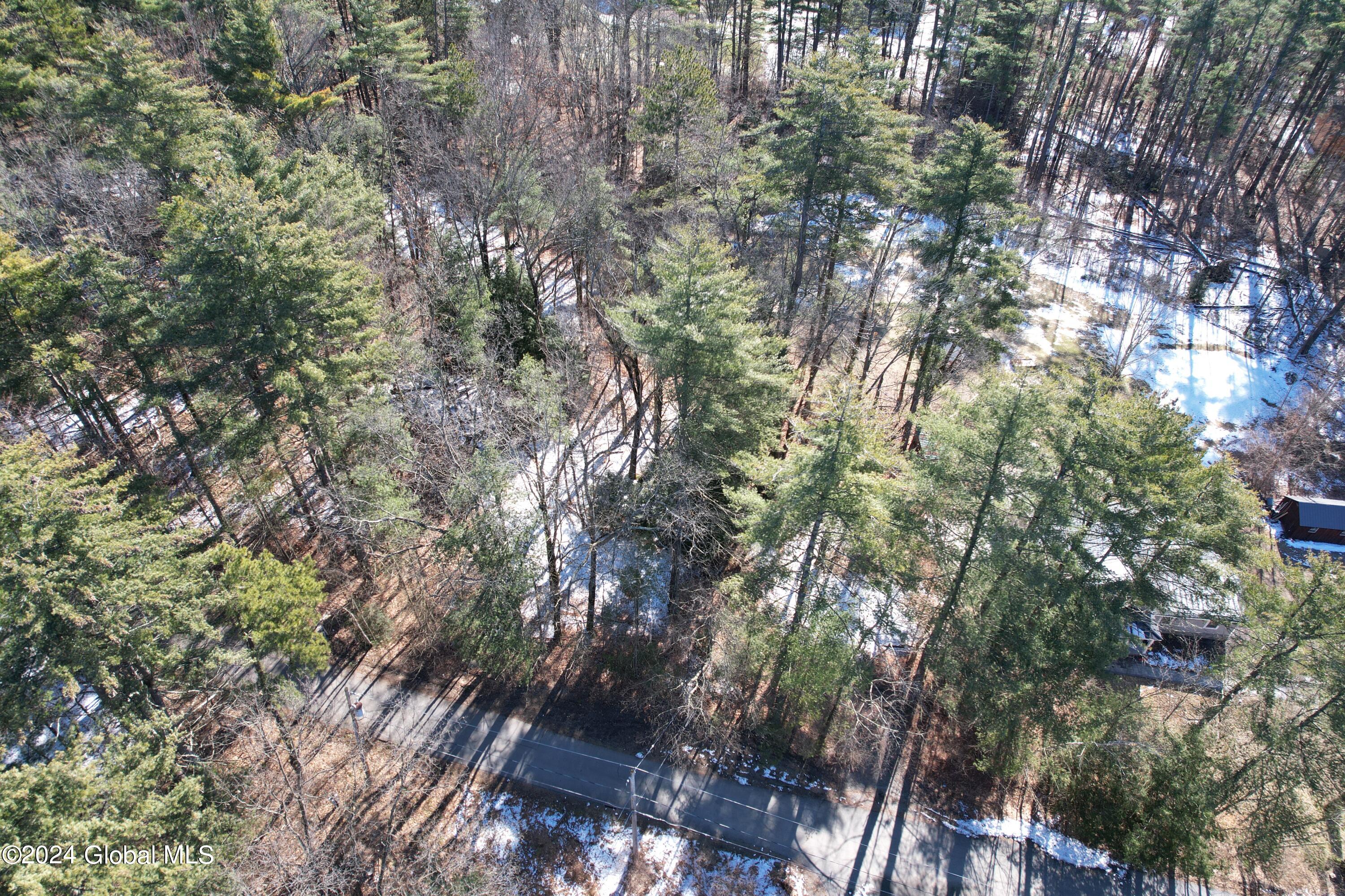 4 Carey Road Lake George, NY 12845 - Photo 9 of 16 7