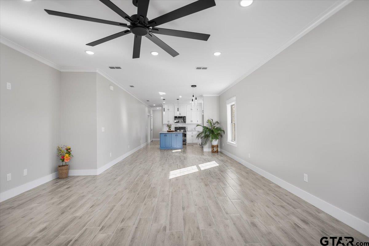 1413 Summit Avenue Tyler, TX 75702 - Photo 7 of 34