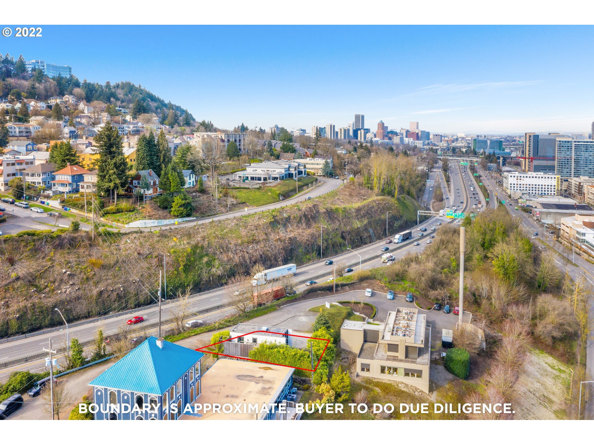 4530 South Kelly Avenue Portland, OR 97239 - Photo 8 of 30 a view of a city