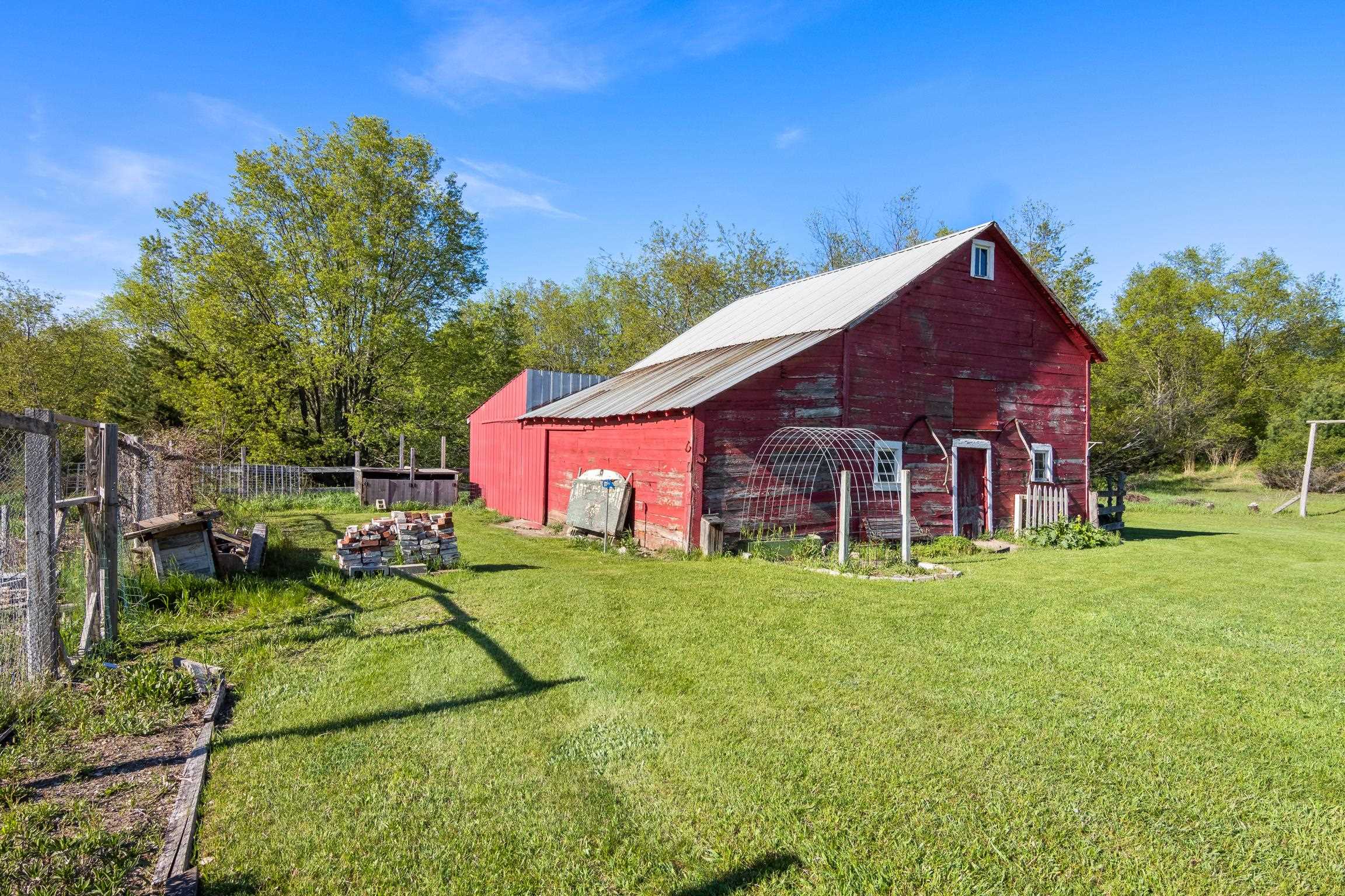 2389 Paul Rose Road Frankfort, MI 49635 - Photo 37 of 51