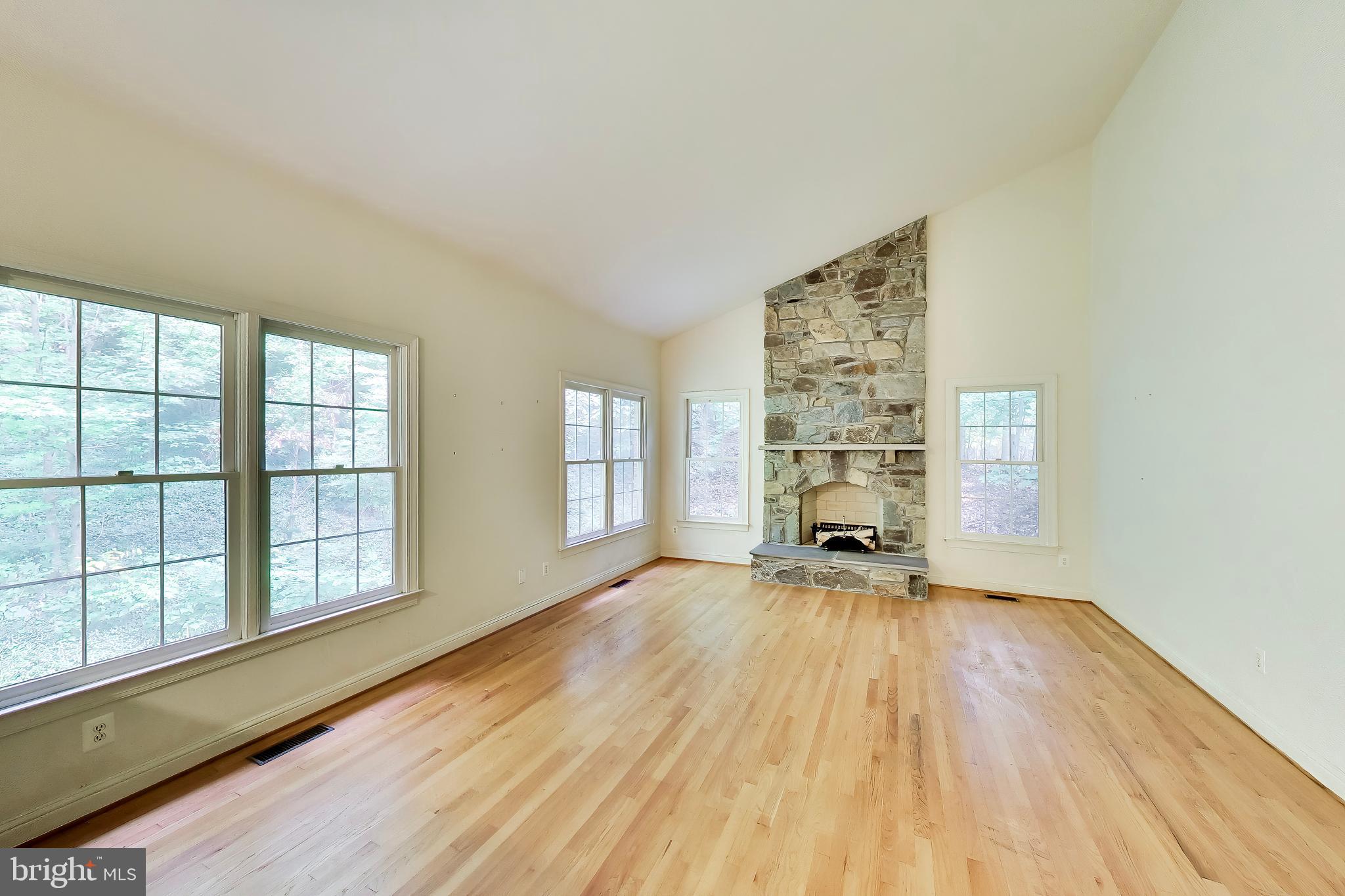 6228 Garden Road Springfield, VA 22152 - Photo 25 of 44