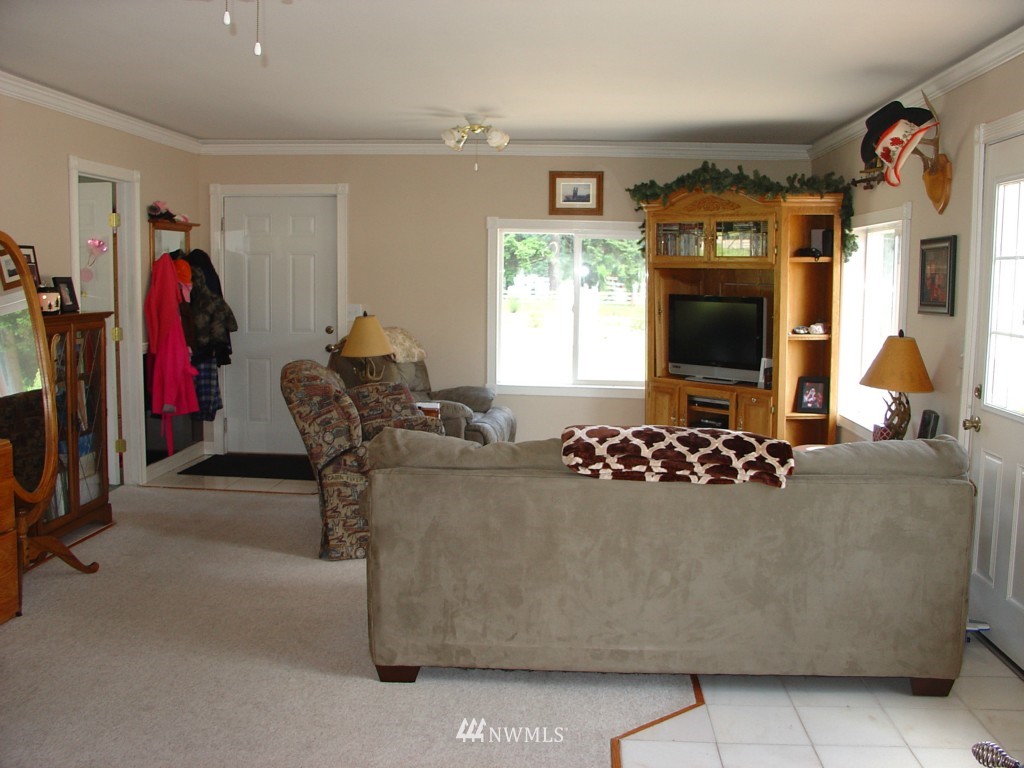 17723 Cook Road Southeast Yelm, WA 98597 - Photo 6 of 17 Gallery Image 6
