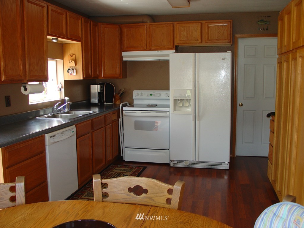 17723 Cook Road Southeast Yelm, WA 98597 - Photo 7 of 17 Gallery Image 7