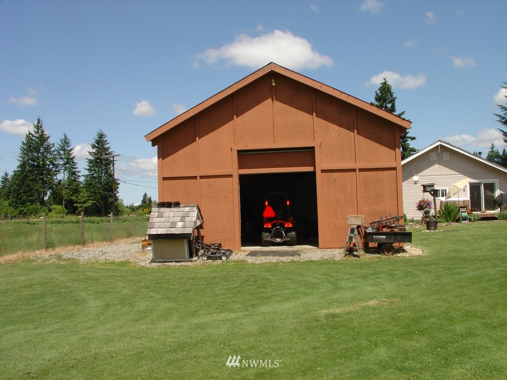 17723 Cook Road Southeast Yelm, WA 98597 - Photo 10 of 17 Gallery Image 10