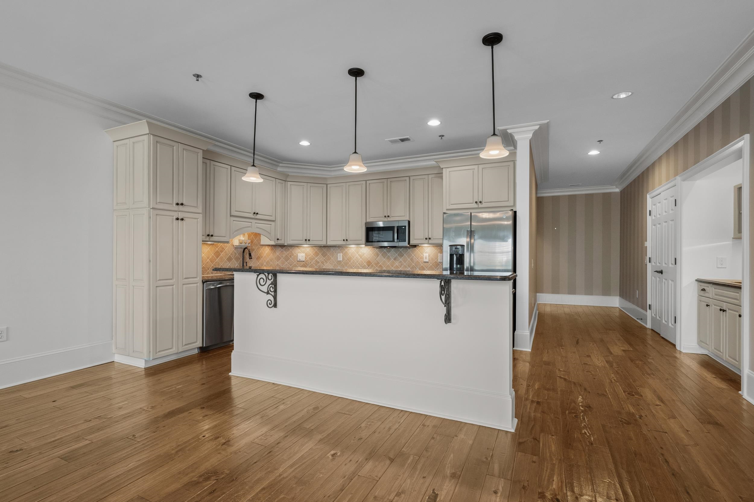 815 Front Street, Unit 2I Georgetown, SC 29440 - Photo 23 of 56