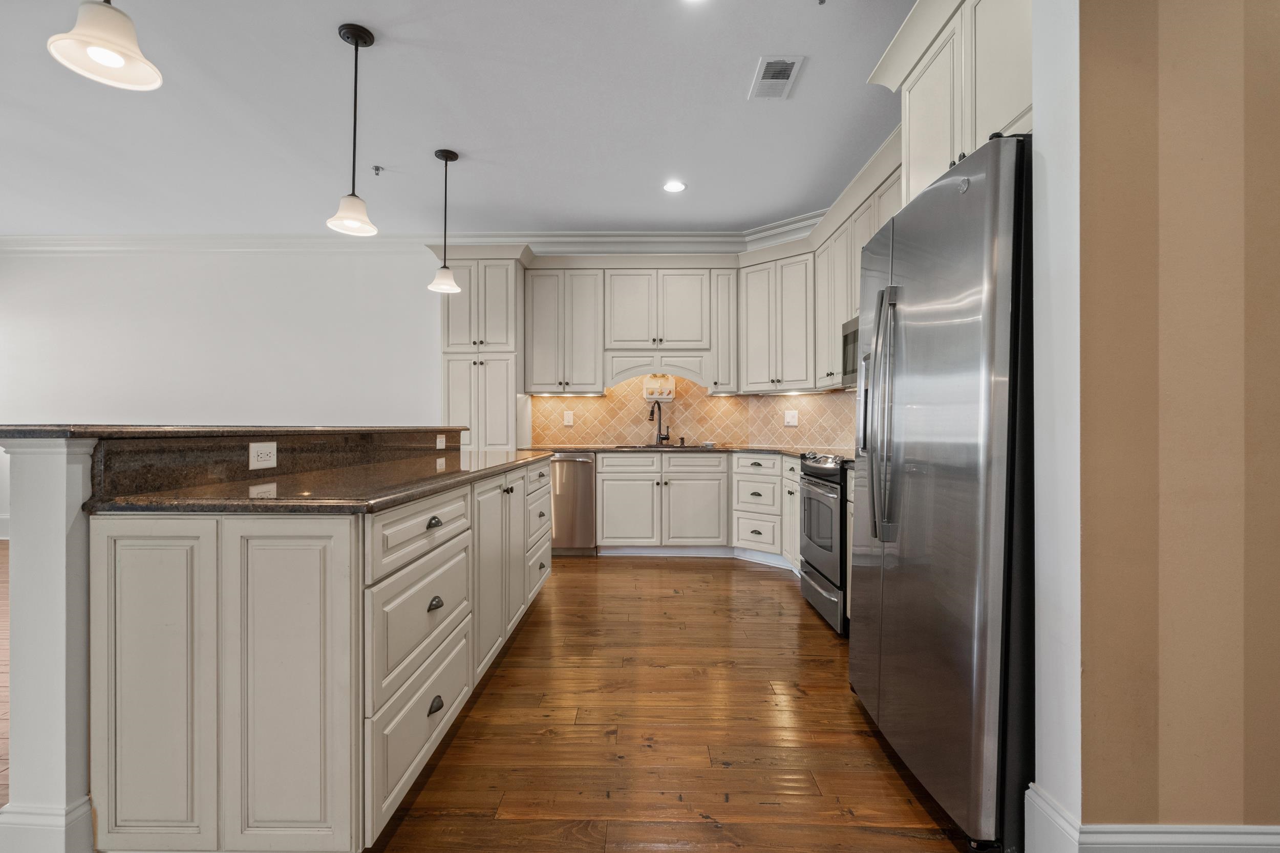 815 Front Street, Unit 2I Georgetown, SC 29440 - Photo 24 of 56