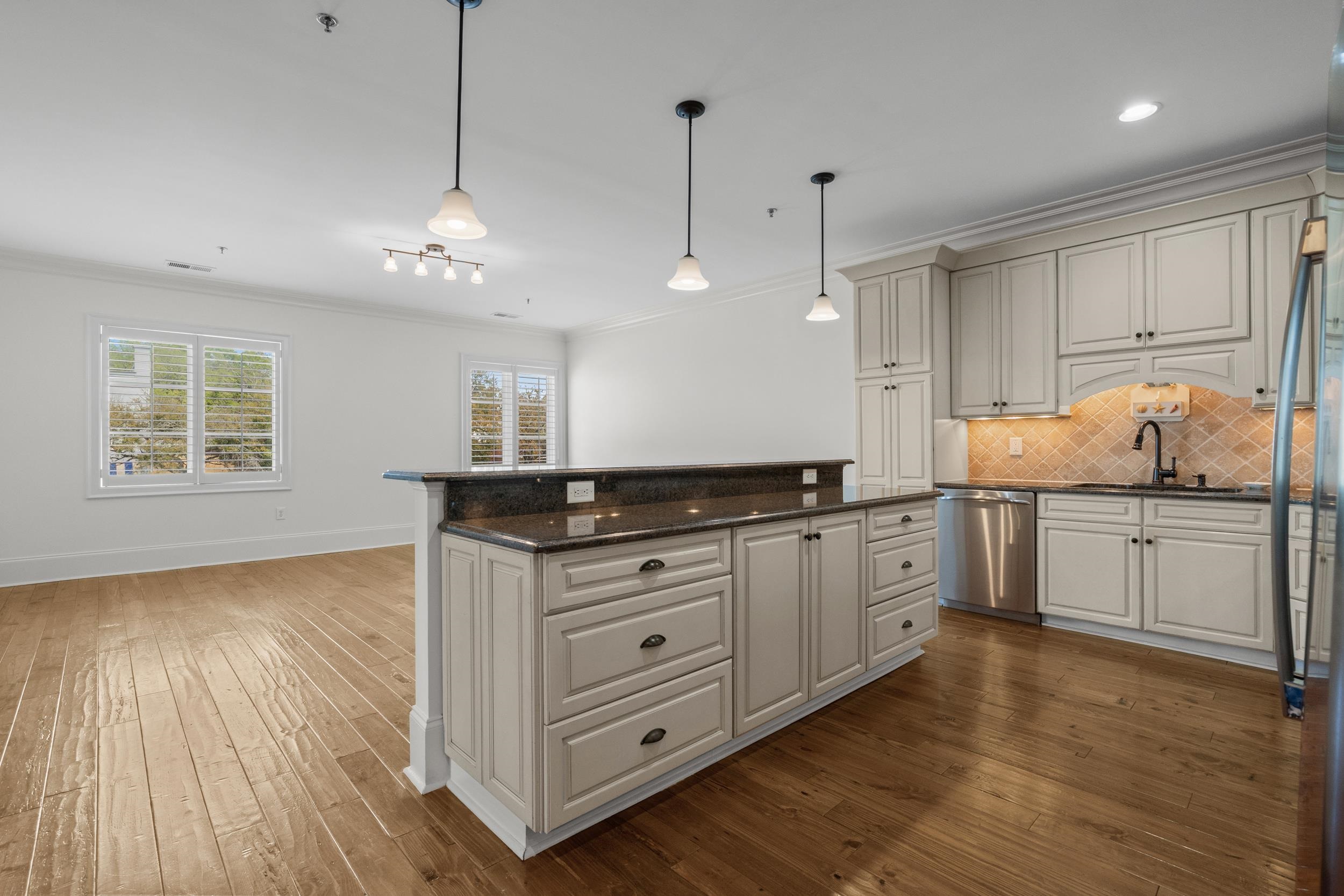 815 Front Street, Unit 2I Georgetown, SC 29440 - Photo 25 of 56