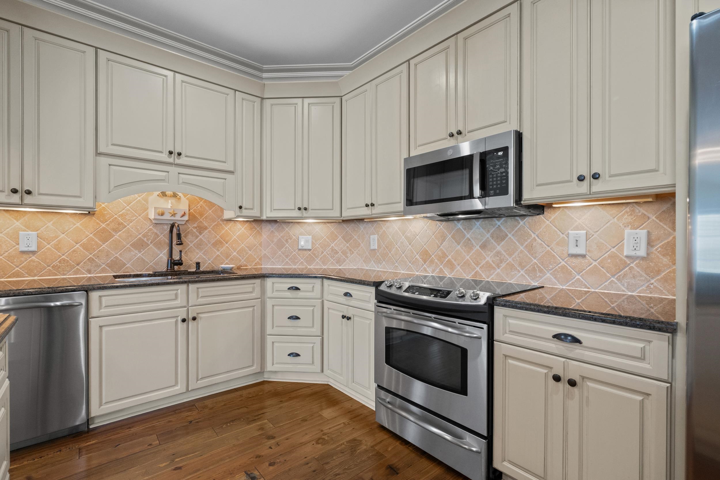 815 Front Street, Unit 2I Georgetown, SC 29440 - Photo 26 of 56