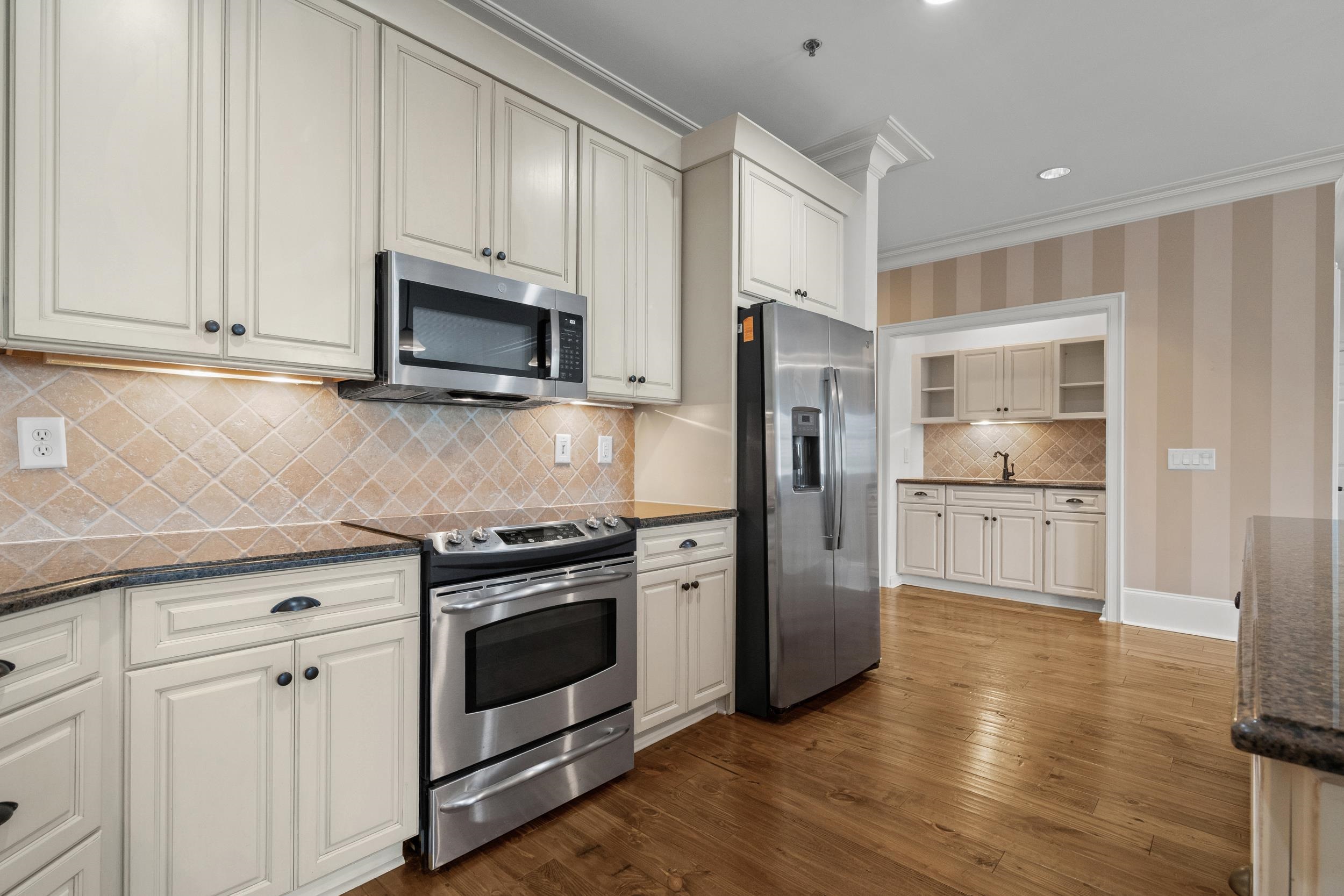 815 Front Street, Unit 2I Georgetown, SC 29440 - Photo 28 of 56