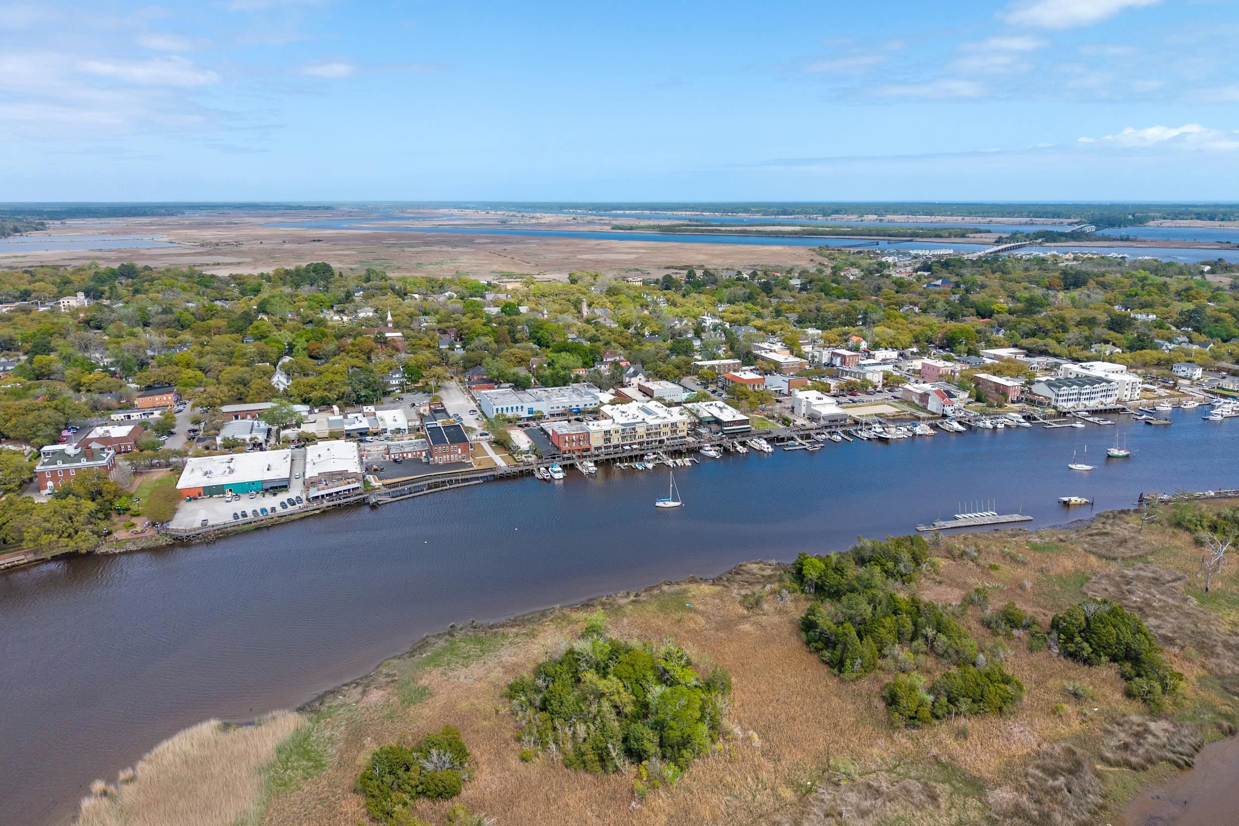 815 Front Street, Unit 2I Georgetown, SC 29440 - Photo 48 of 56