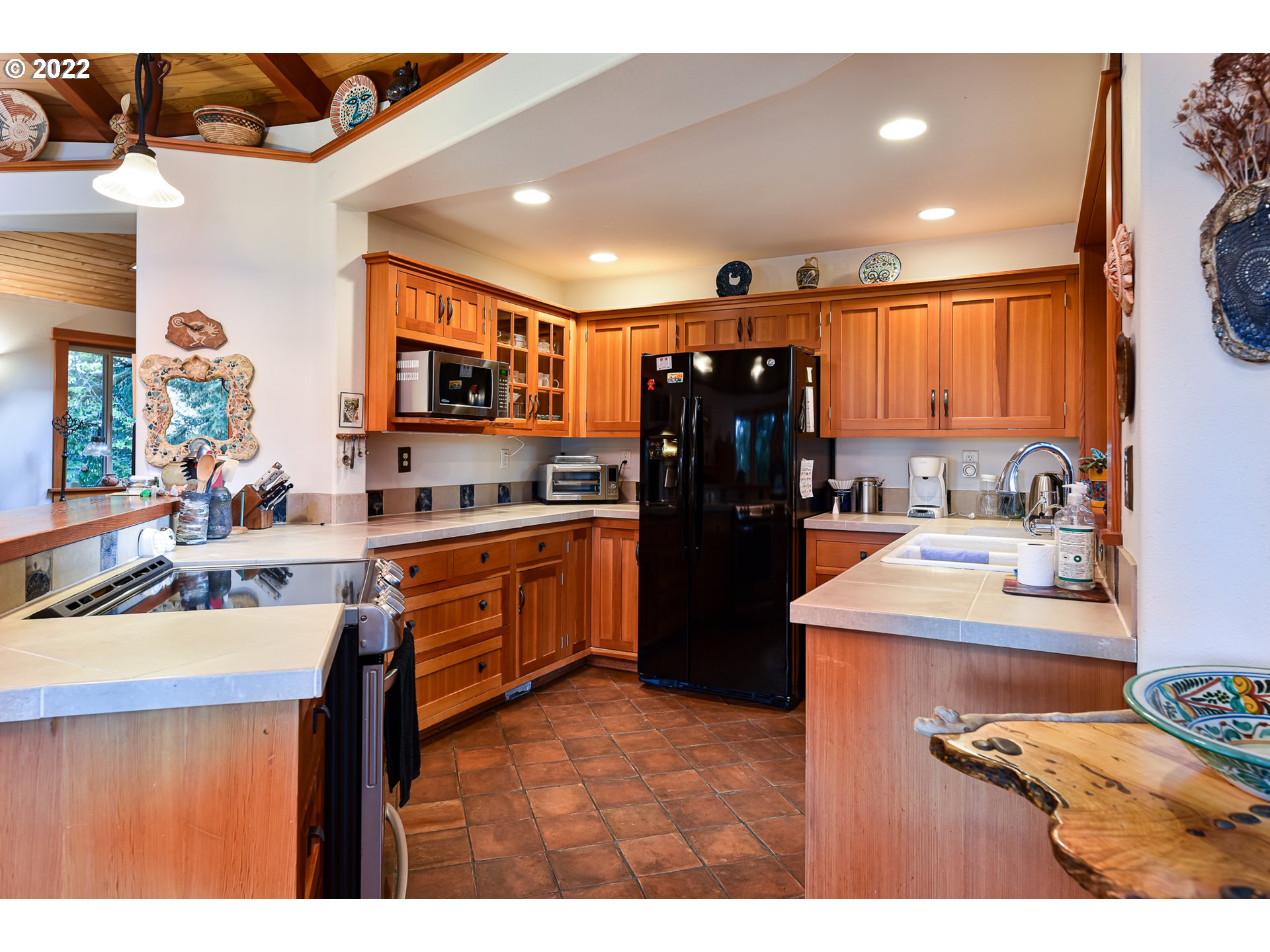 2870 Spring Boulevard Eugene, OR 97403 - Photo 8 of 28 Gallery Image 8