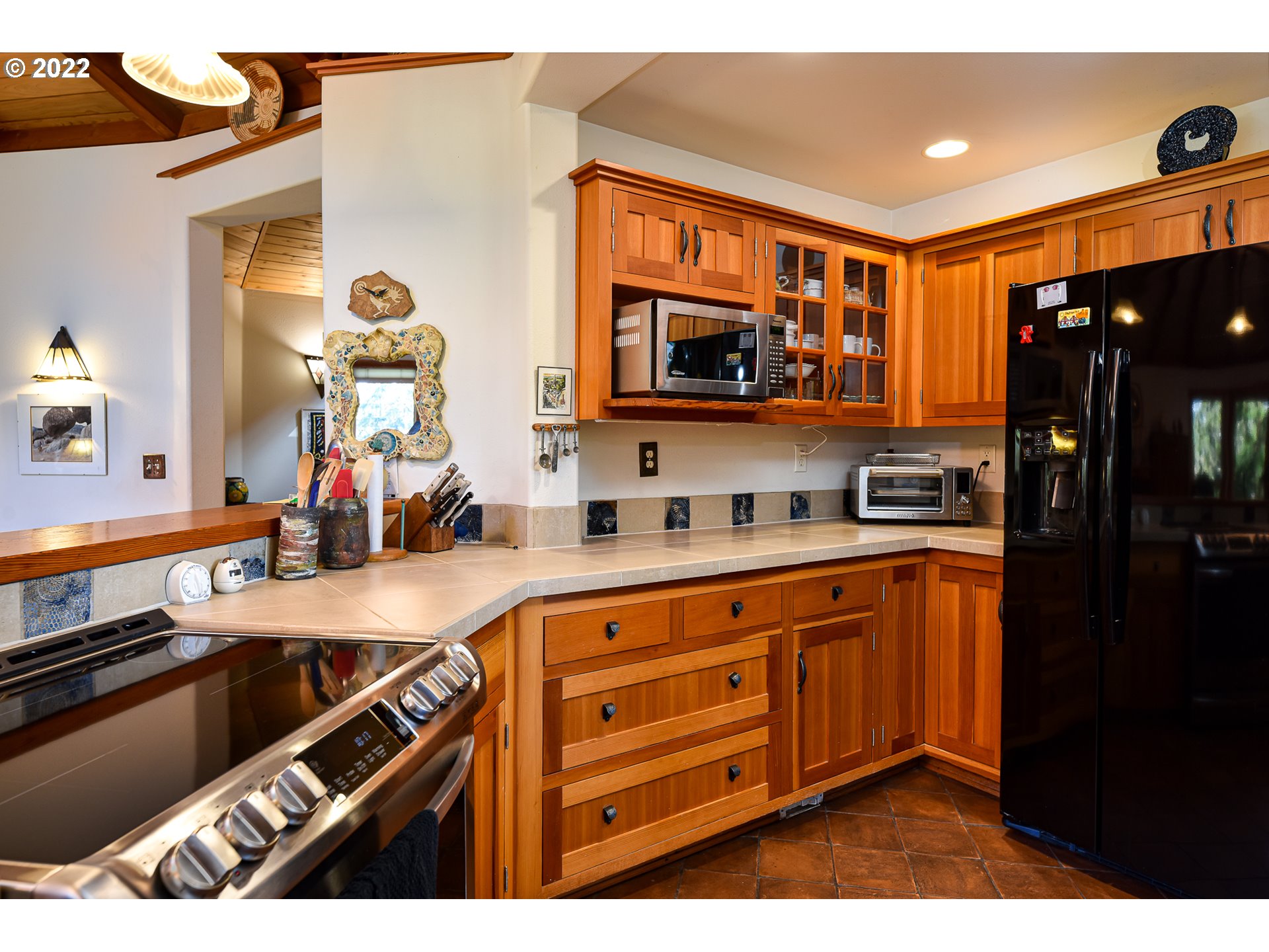 2870 Spring Boulevard Eugene, OR 97403 - Photo 9 of 28 Gallery Image 9