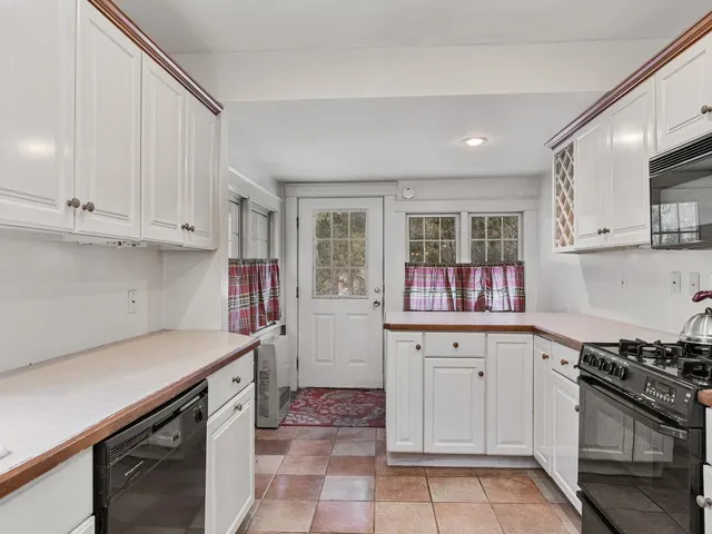 $725,000 | 468 North Street, Burlington, VT 05401