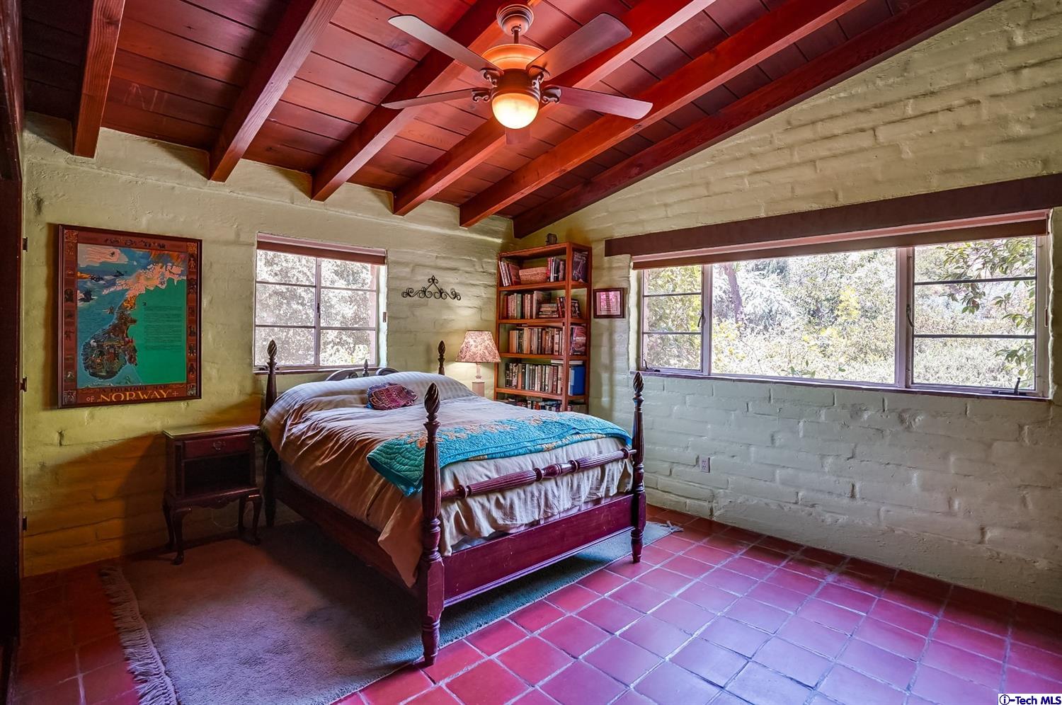 3552 Hollyslope Road Altadena, CA 91001 - Photo 22 of 33 Gallery Image 22